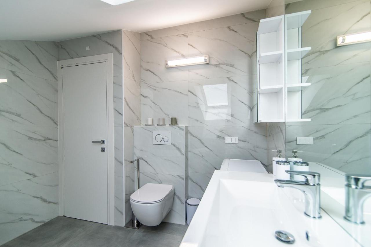 Luxury Apartment Queens Dramalj Exterior foto
